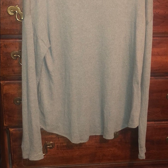 Mudd size L button down v neck long sleeve shirt - Picture 9 of 10